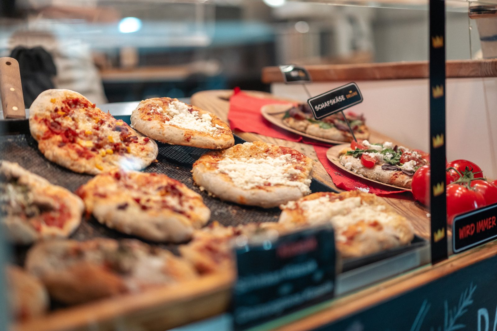 Pizza vom Steinofen